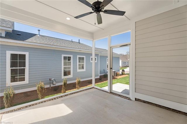 911 Eucalyptus Court, Winston-salem, NC 27106