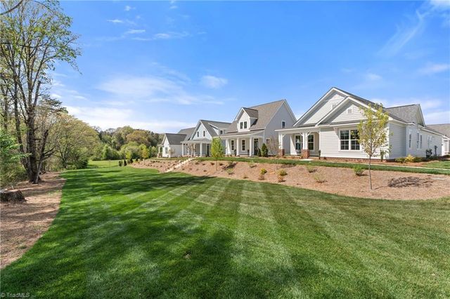 911 Eucalyptus Court, Winston-salem, NC 27106