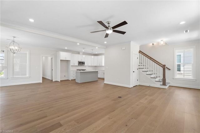 911 Eucalyptus Court, Winston-salem, NC 27106