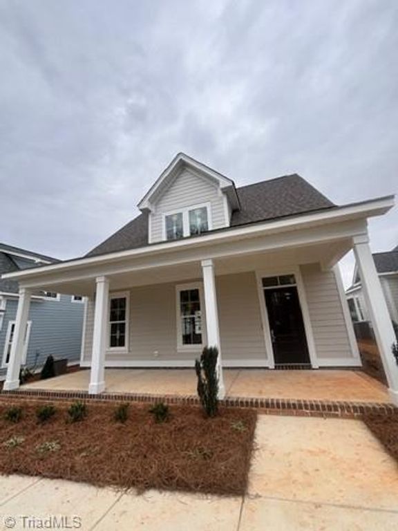 911 Eucalyptus Court, Winston-salem, NC 27106