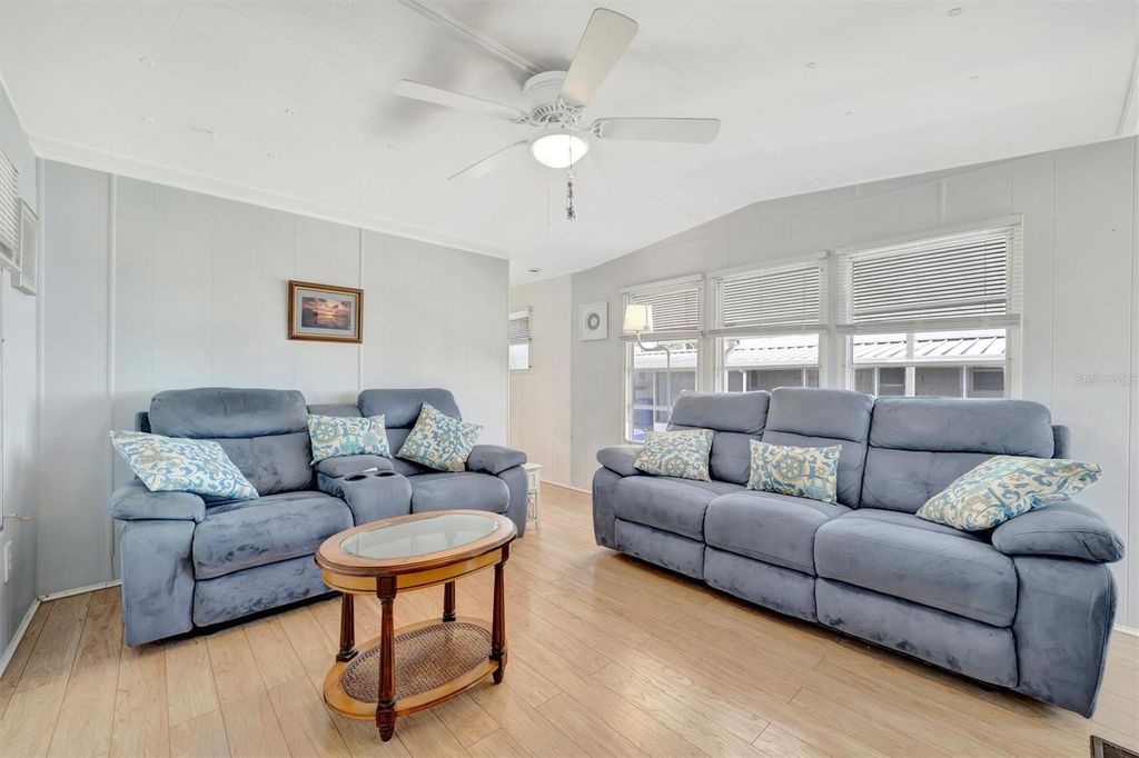 Image 16 of property listing at 264 S PORT ROYAL LANE, Apollo Beach, FL 33572