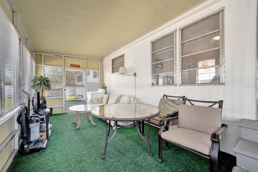 Image 17 of property listing at 264 S PORT ROYAL LANE, Apollo Beach, FL 33572