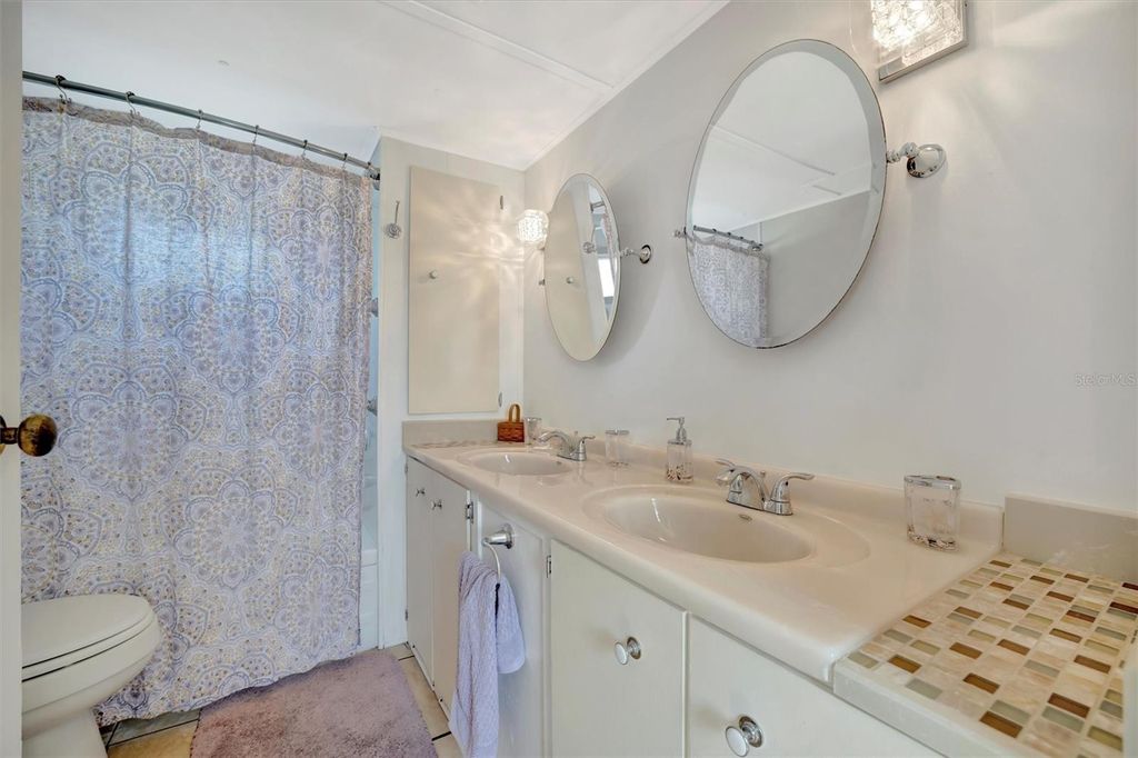 Image 22 of property listing at 264 S PORT ROYAL LANE, Apollo Beach, FL 33572