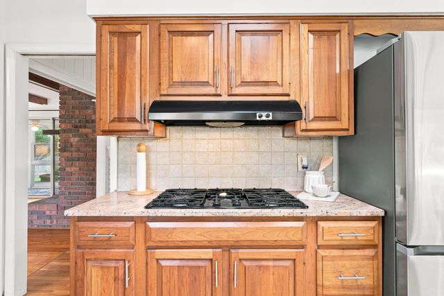 3795 Surrey Hill Place, Upper Arlington, OH 43220