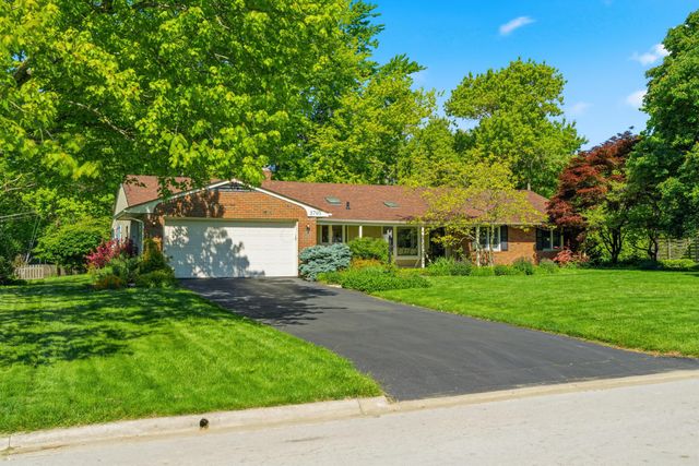 3795 Surrey Hill Place, Upper Arlington, OH 43220