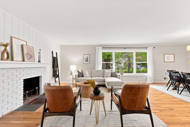 3795 Surrey Hill Place, Upper Arlington, OH 43220