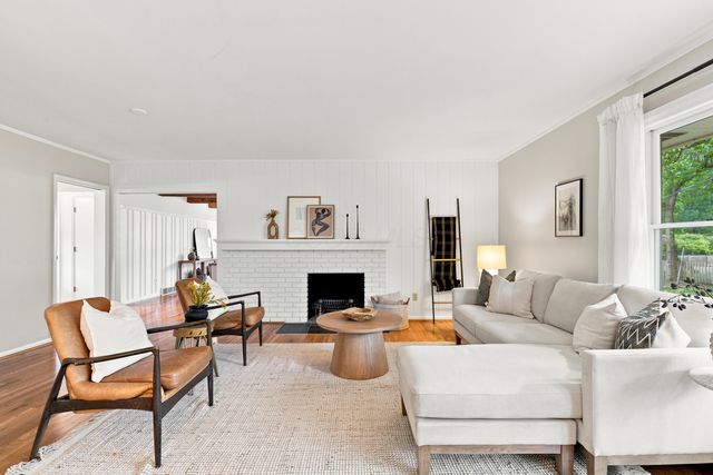 3795 Surrey Hill Place, Upper Arlington, OH 43220