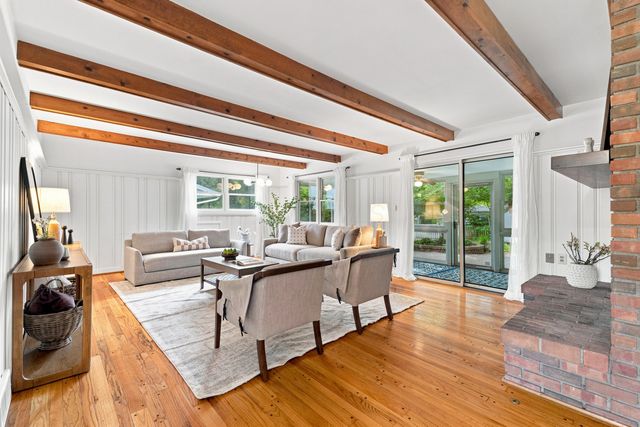 3795 Surrey Hill Place, Upper Arlington, OH 43220