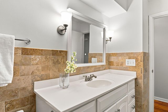 3795 Surrey Hill Place, Upper Arlington, OH 43220
