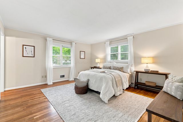 3795 Surrey Hill Place, Upper Arlington, OH 43220
