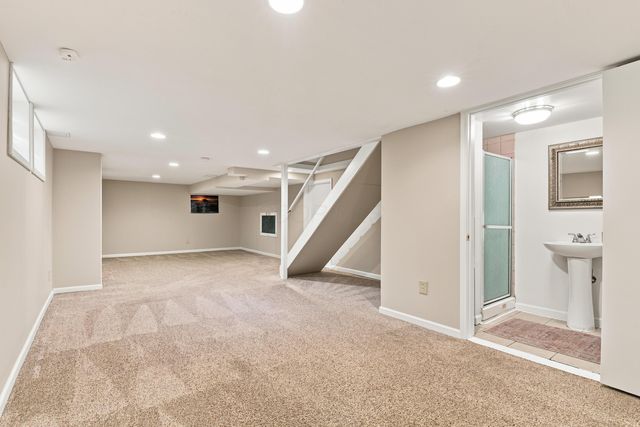 3795 Surrey Hill Place, Upper Arlington, OH 43220