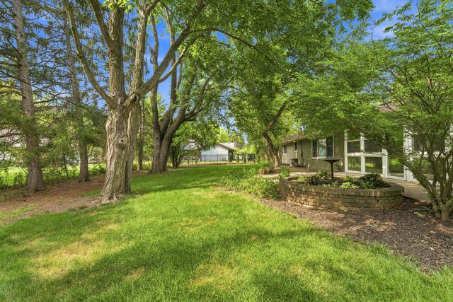3795 Surrey Hill Place, Upper Arlington, OH 43220
