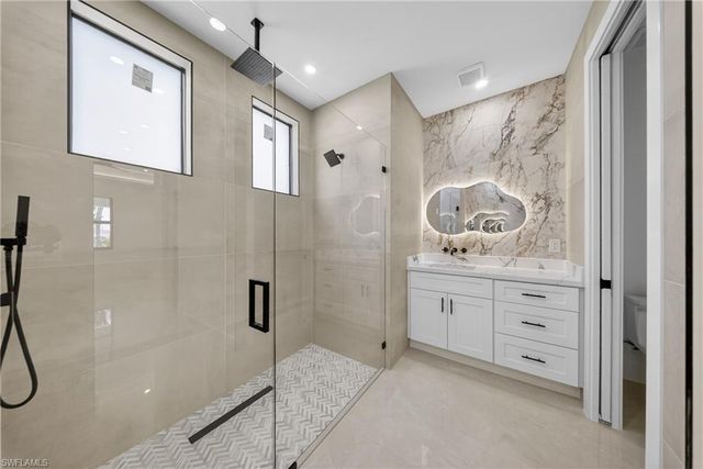1412 NE 1st ST, Cape Coral, FL 33909