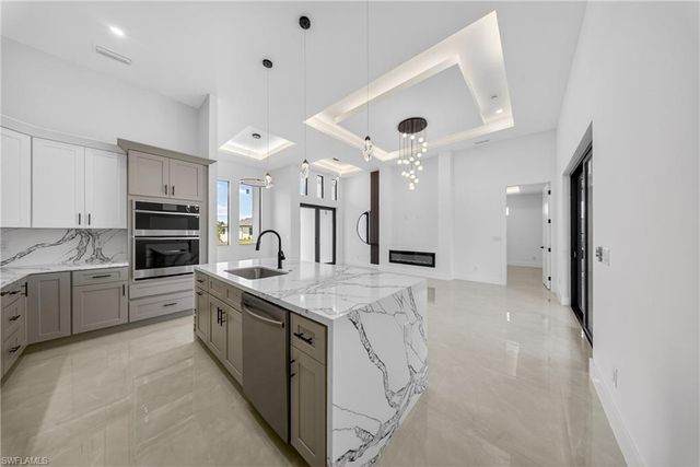 1412 NE 1st ST, Cape Coral, FL 33909