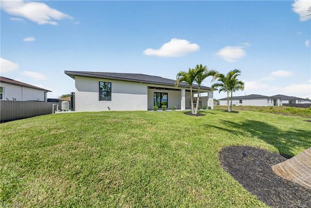 1412 NE 1st ST, Cape Coral, FL 33909