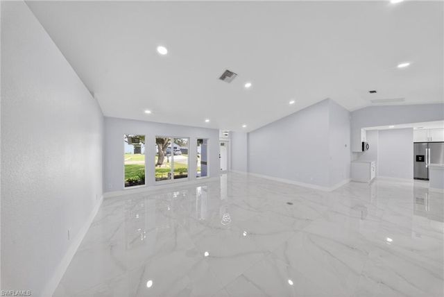 1412 NE 1st ST, Cape Coral, FL 33909
