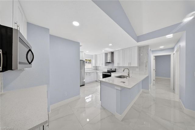 1412 NE 1st ST, Cape Coral, FL 33909