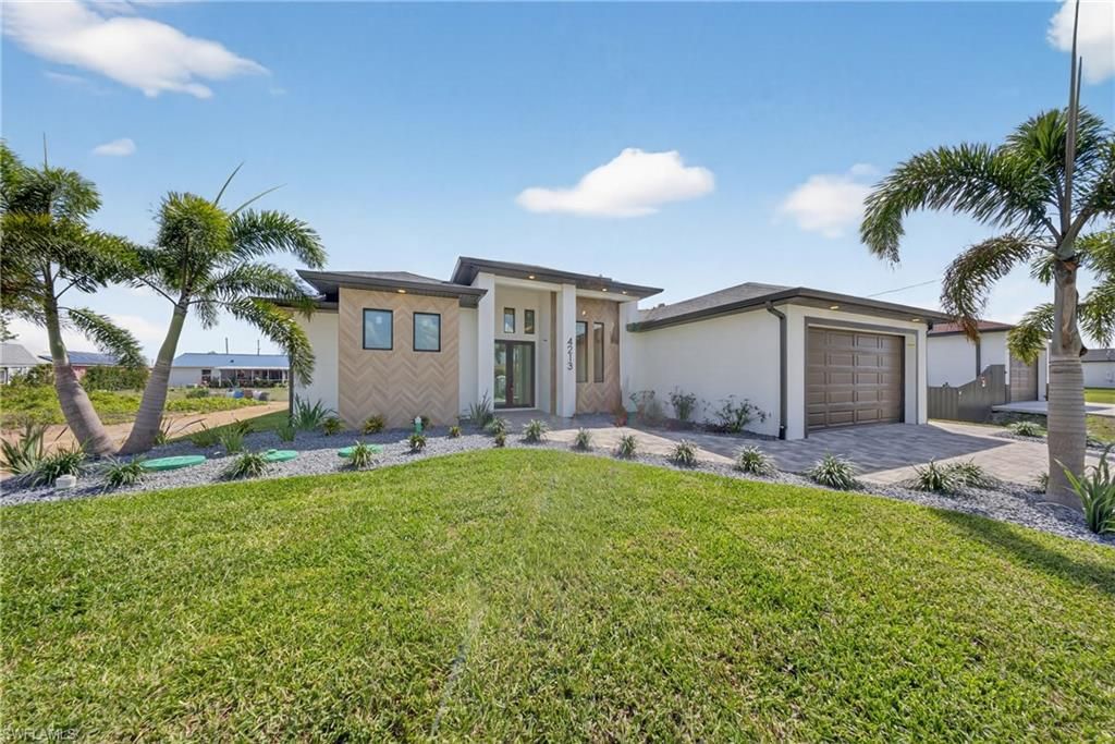 1412 NE 1st ST, Cape Coral, FL 33909