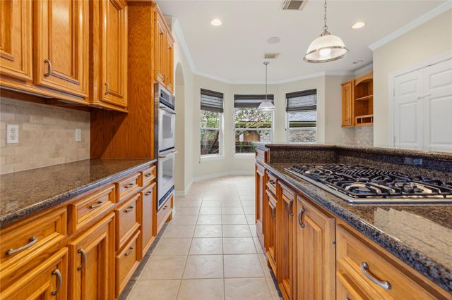 106 Lazy Springs Drive, Conroe, TX 77356