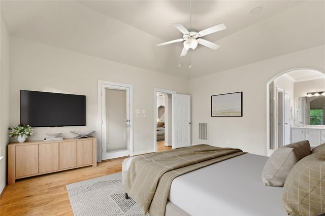106 Lazy Springs Drive, Conroe, TX 77356