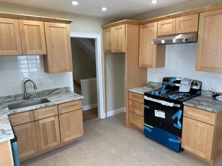58 Clark 2, Malden, MA 02148