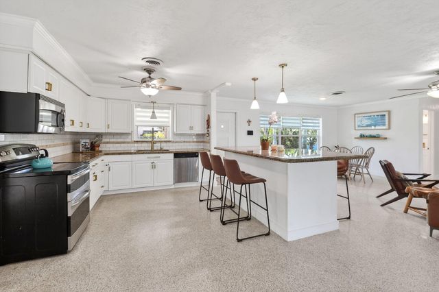 12890 SE Circle Drive, Hobe Sound, FL 33455