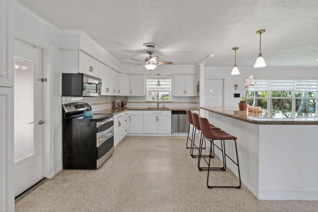 12890 SE Circle Drive, Hobe Sound, FL 33455