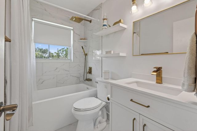 12890 SE Circle Drive, Hobe Sound, FL 33455