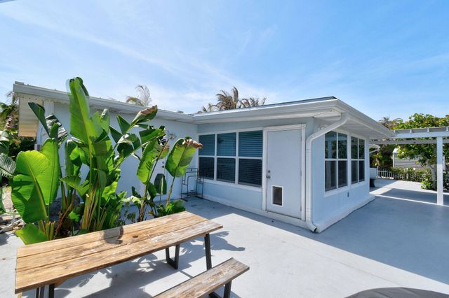 12890 SE Circle Drive, Hobe Sound, FL 33455