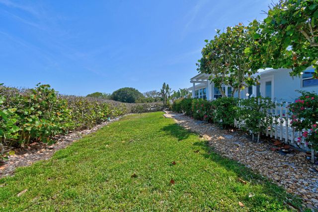 12890 SE Circle Drive, Hobe Sound, FL 33455