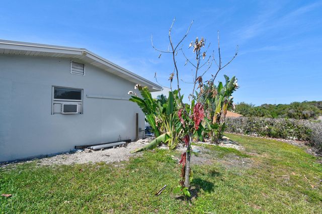12890 SE Circle Drive, Hobe Sound, FL 33455