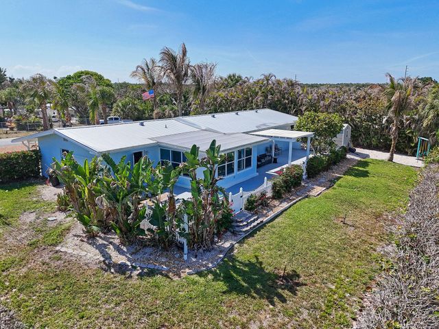 12890 SE Circle Drive, Hobe Sound, FL 33455