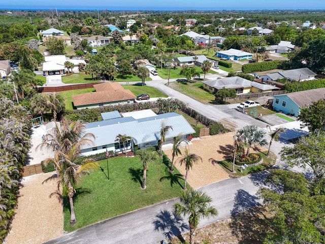 12890 SE Circle Drive, Hobe Sound, FL 33455