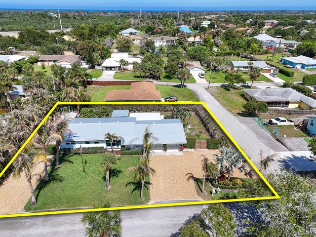 12890 SE Circle Drive, Hobe Sound, FL 33455