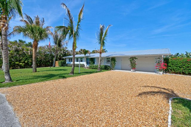 12890 SE Circle Drive, Hobe Sound, FL 33455