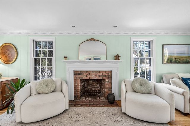 132 Coventry Lane, Longmeadow, MA 01106