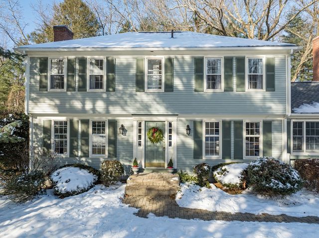 132 Coventry Lane, Longmeadow, MA 01106