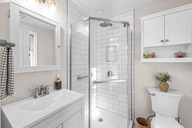 132 Coventry Lane, Longmeadow, MA 01106