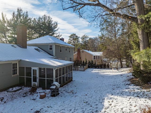 132 Coventry Lane, Longmeadow, MA 01106