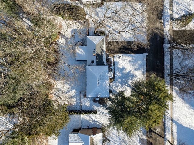 132 Coventry Lane, Longmeadow, MA 01106