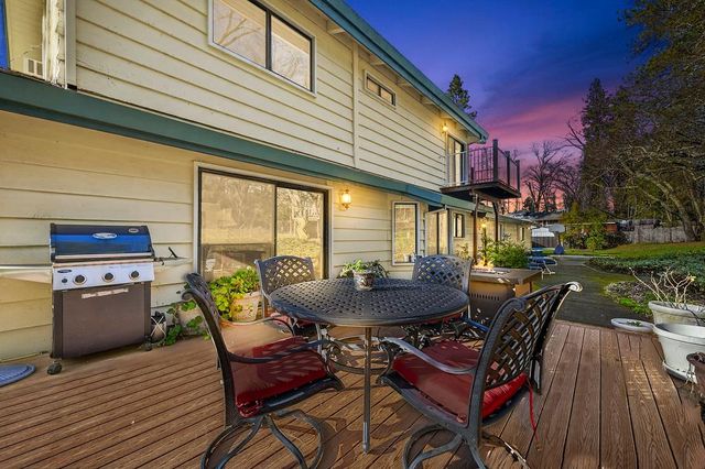 2652 Volley Ln, Meadow Vista, CA 95722