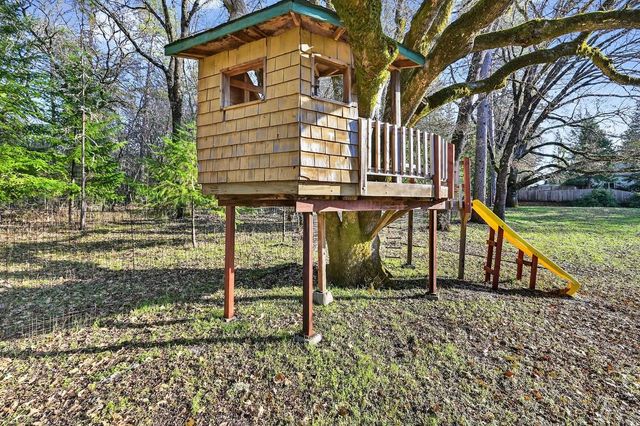 2652 Volley Ln, Meadow Vista, CA 95722