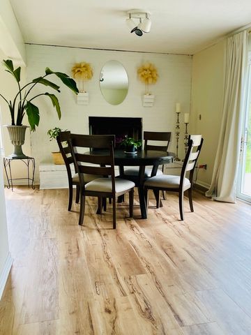 120 W Grandin Road, Morris, IL 60450