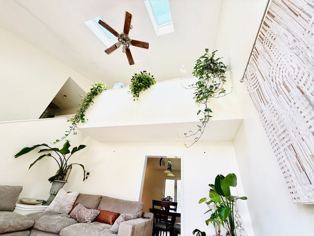 120 W Grandin Road, Morris, IL 60450