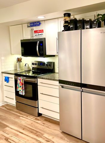 120 W Grandin Road, Morris, IL 60450