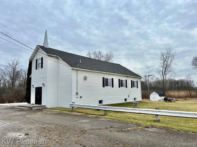 5757 Indian Trail, East China, MI 48054