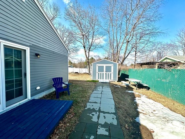 14 Melinda Ln, Easthampton, MA 01027