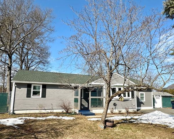 14 Melinda Ln, Easthampton, MA 01027