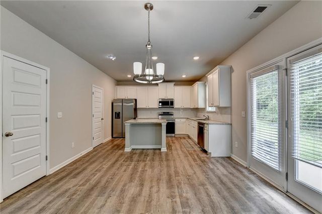 222 Patriots Way, Griffin, GA 30223