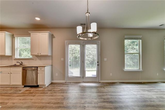 222 Patriots Way, Griffin, GA 30223